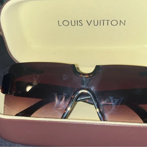 I don’t use. A friend bought for me and i never used them so they are brand new. - Picture 7 of 8